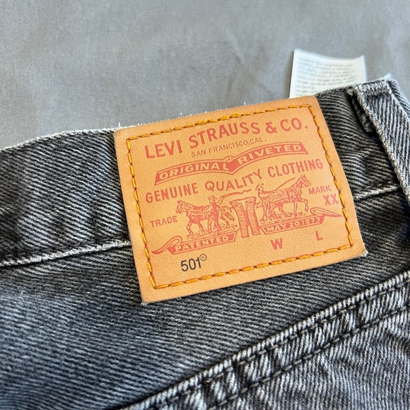 Levi’s 501, size 24 - Picture 3 of 5